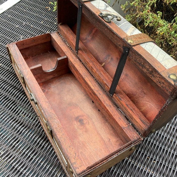 Twine new old world wine bottle gift box - Picture 6 of 14